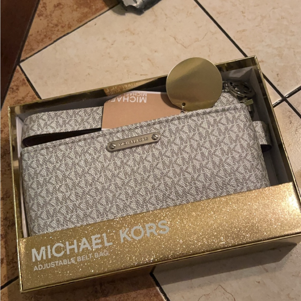 Michael Kors Belt bag